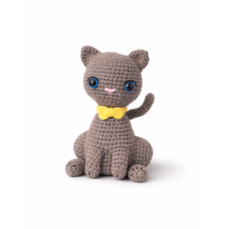 AMIGURUMI DE GATO TEJIDO A MANO